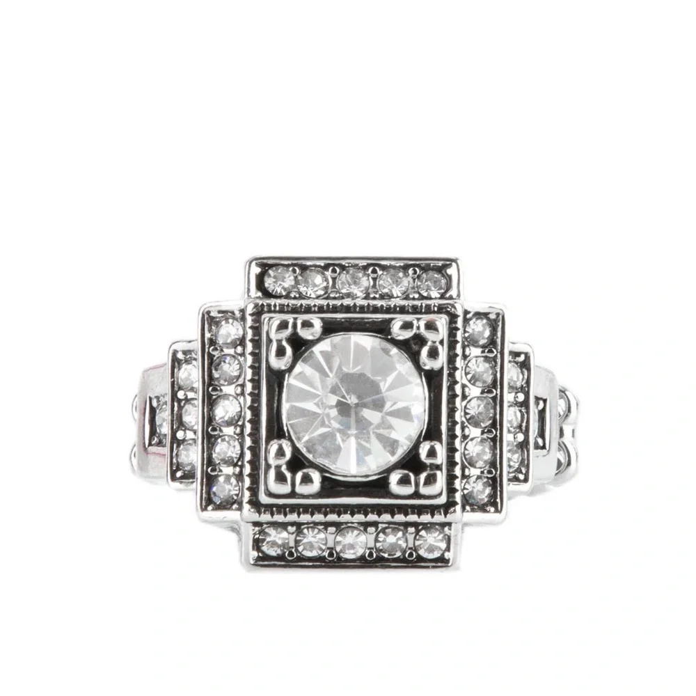 Elegant Silver Crystal Ring